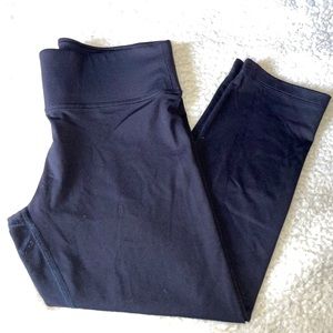 Pink Victoria Secret Ultimate legging capri